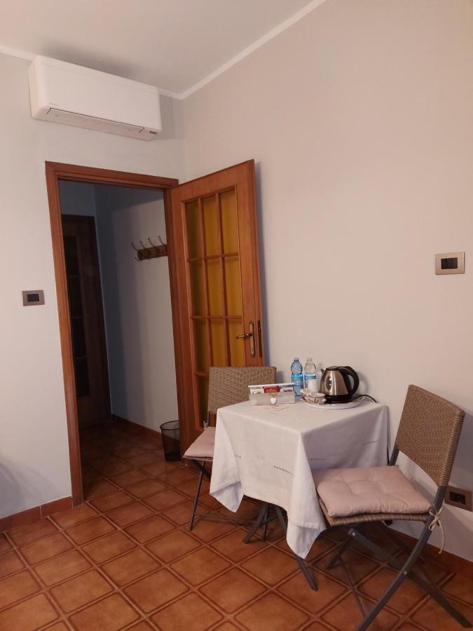 Hotel Casa Dell'Agrifoglio à Caselette Extérieur photo